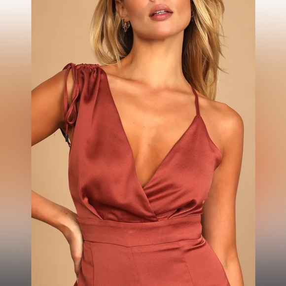 Lulu’s Look of Luxe Satin Jumpsuit Color- Rusty Rose Size- Extra Small - Picture 5 of 12